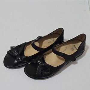 Ziera Women's Mary Jane Sandals